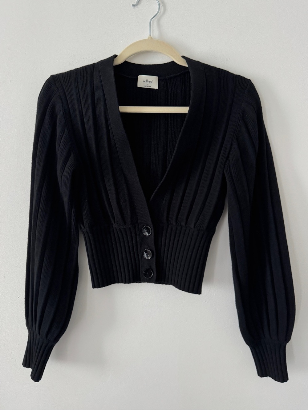 Aritzia Wilfred Black Plunge Front Cardigan - Ribbed V-Neck Cropped Cardigan